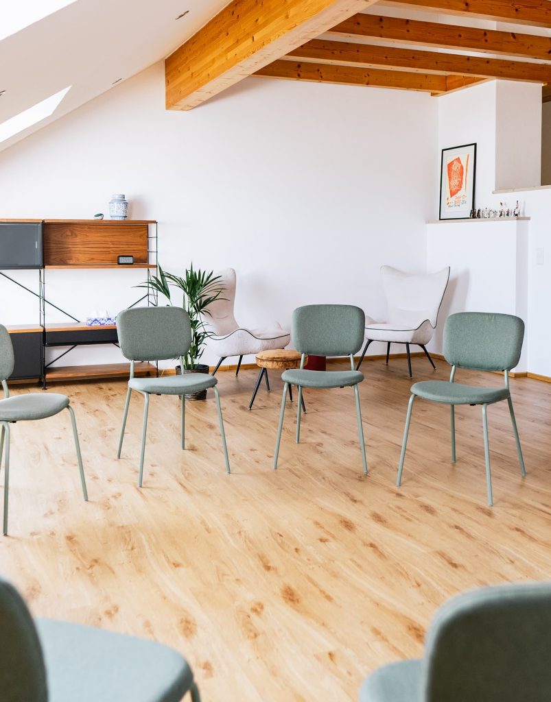 Gruppentherapieraum der psychotherapeutischen Praxis von Stephan Brummet